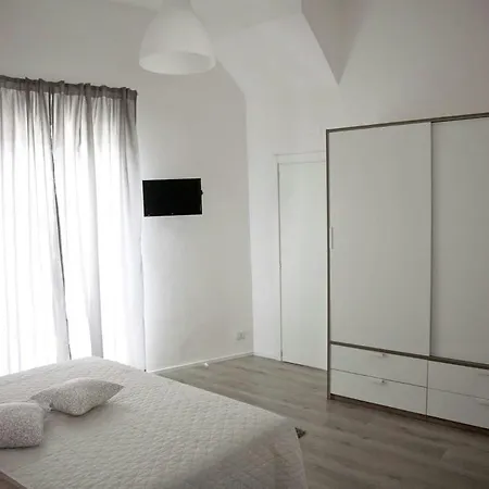 Porta Del Vento בית הארחה קלטג'ירונה